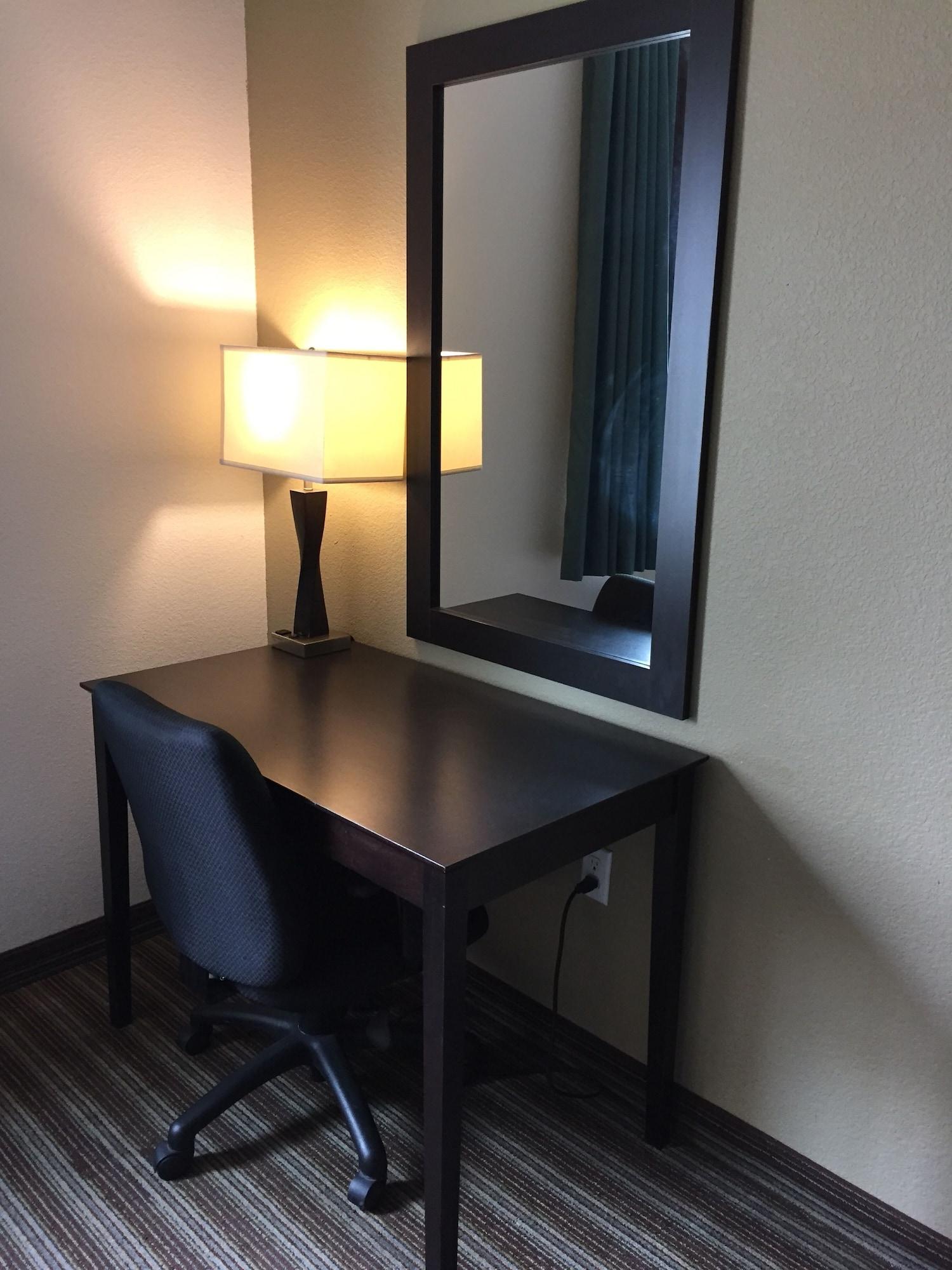 Super 8 By Wyndham Brenham Tx Hotel Buitenkant foto