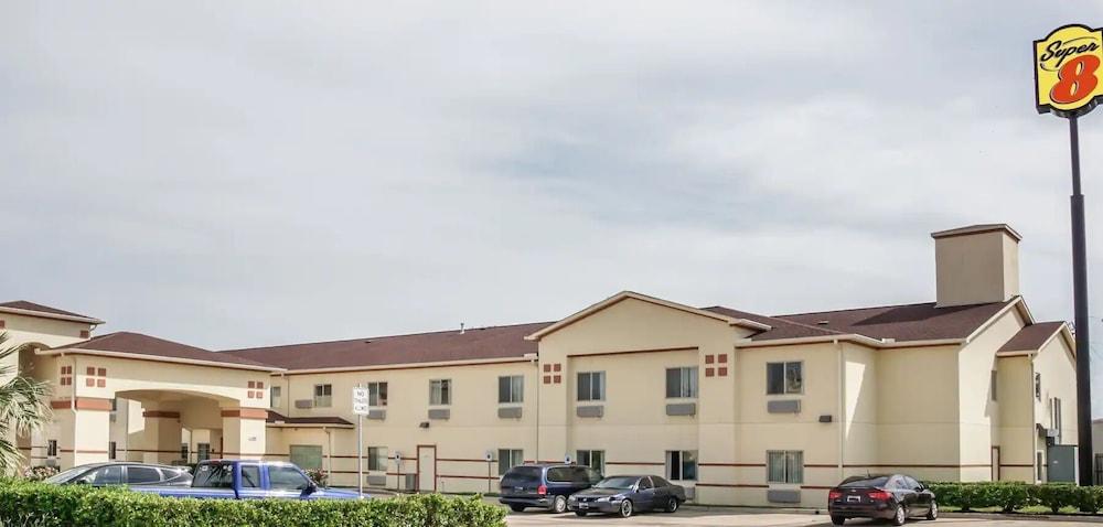 Super 8 By Wyndham Brenham Tx Hotel Buitenkant foto