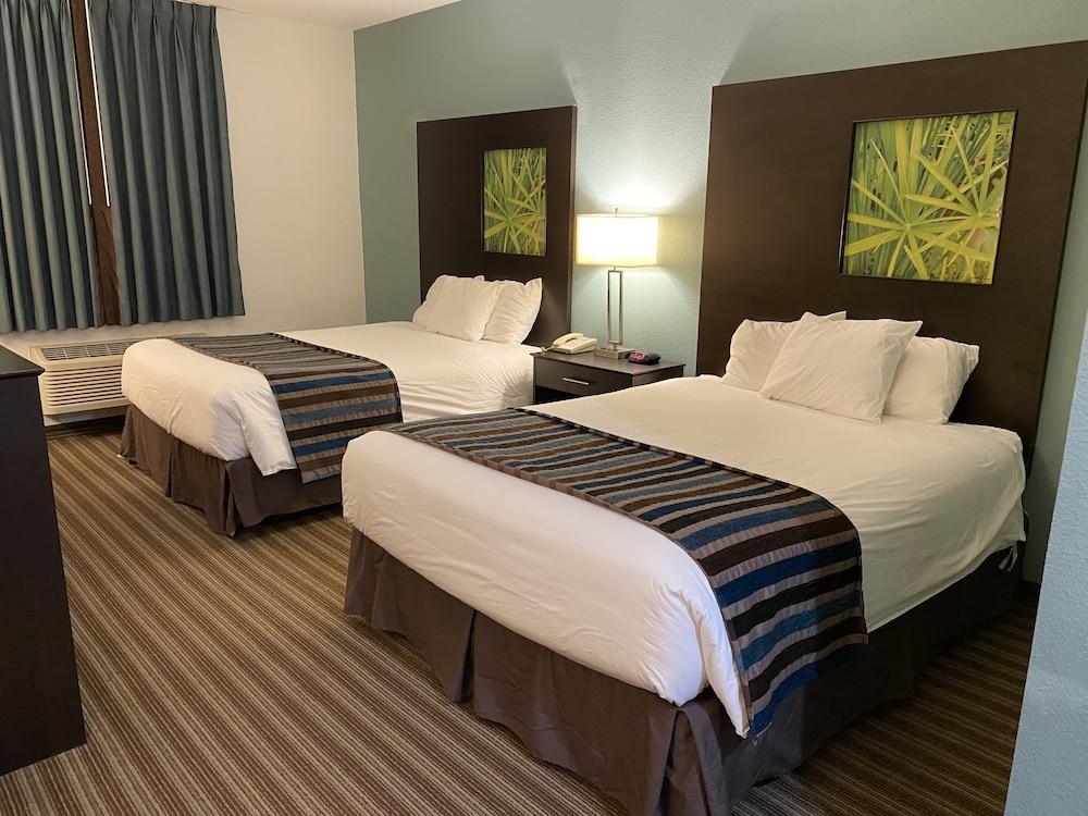 Super 8 By Wyndham Brenham Tx Hotel Buitenkant foto